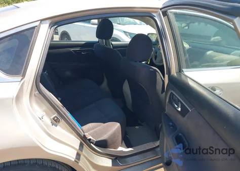 2014 Nissan Altima 2.5 S из США, поврежденный, VIN 1N4AL3AP0EN205472